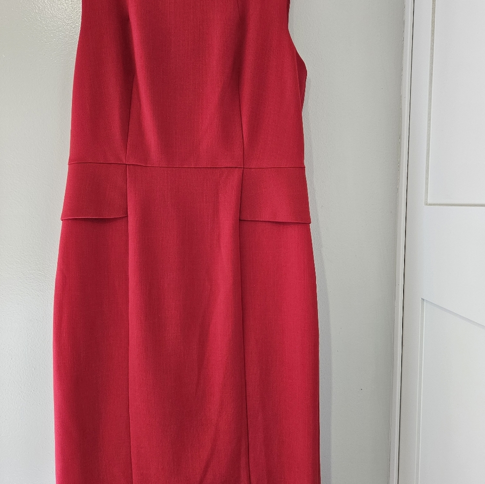 Dress - Picture 2 of 4